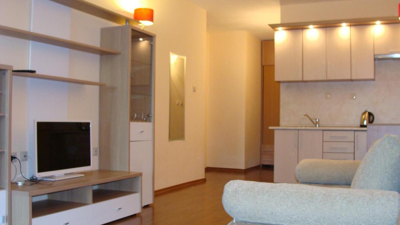 Admiral Apartments Golden Sands Quarto foto