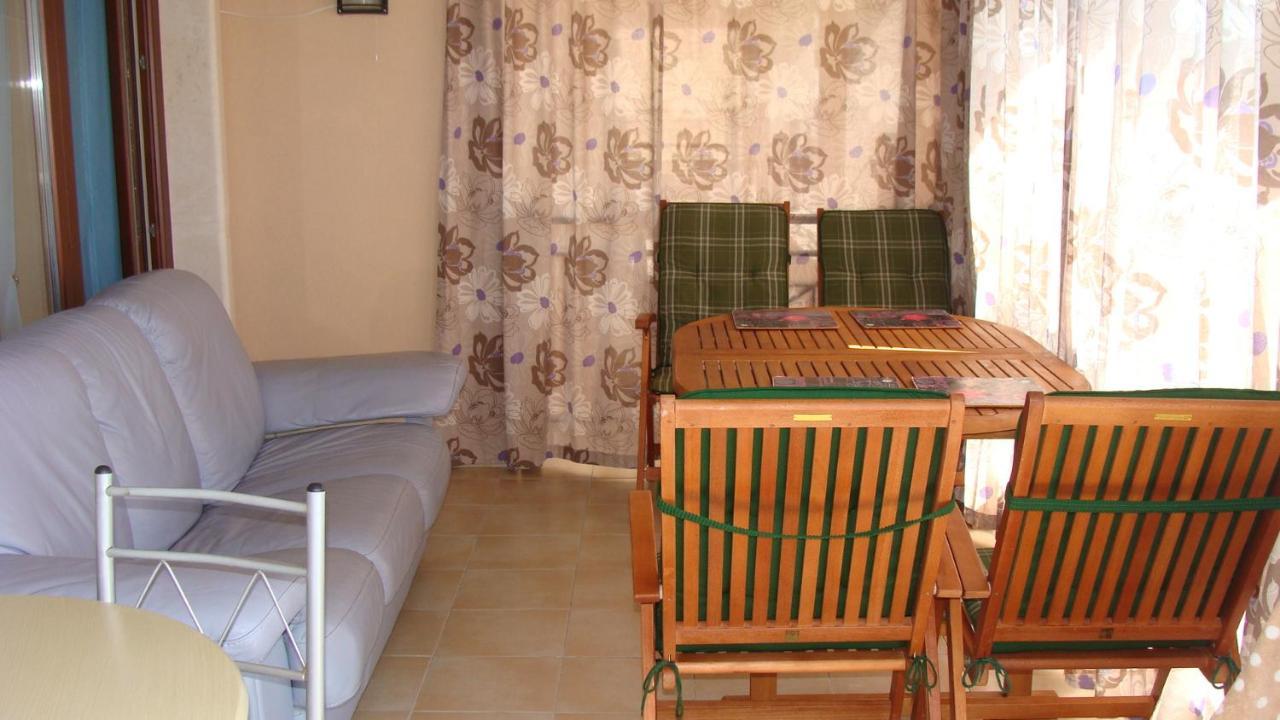 Admiral Apartments Golden Sands Quarto foto