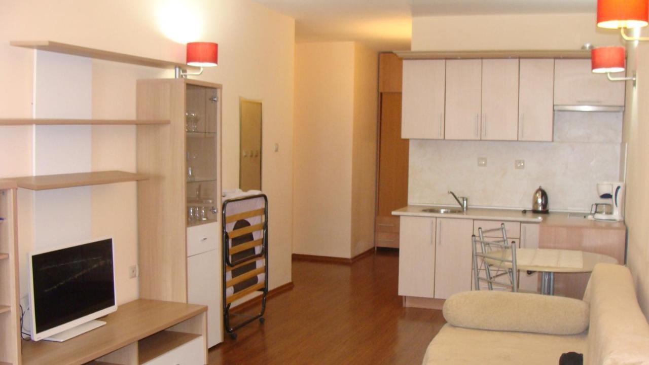 Admiral Apartments Golden Sands Exterior foto