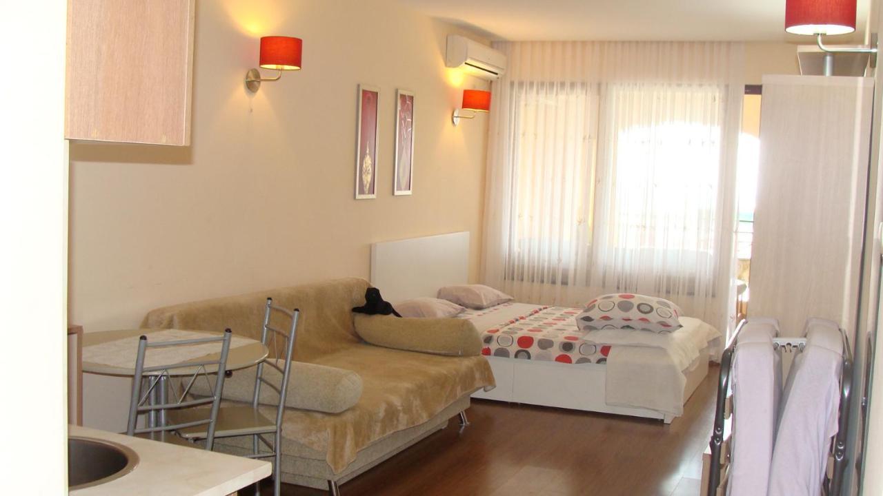 Admiral Apartments Golden Sands Exterior foto
